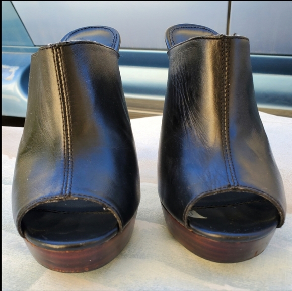 Guess Isabella Heeled Mule Black Leather Peep Toe Platform Pumps Sz 6 Medium - Picture 4 of 9